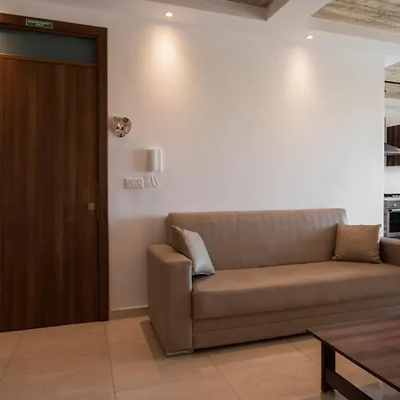 Bright 3br Getaway Spacious Airy & Family-friendly *